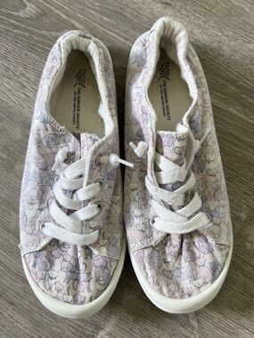 Bob’s Pastel Cats Sneakers